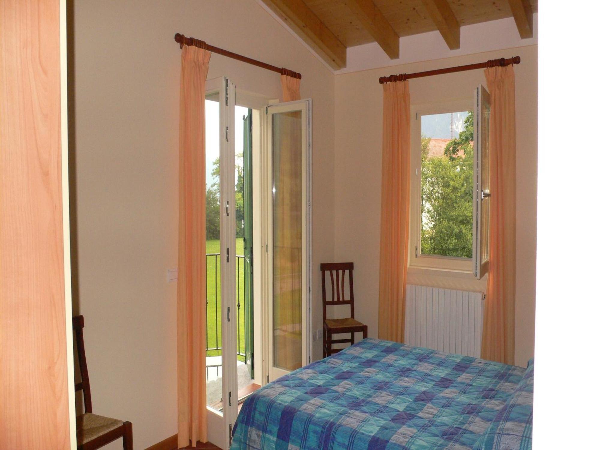 Spacious Apartment In Idro With Shared Pool Crone Exteriör bild